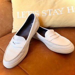 White Loafers / flats